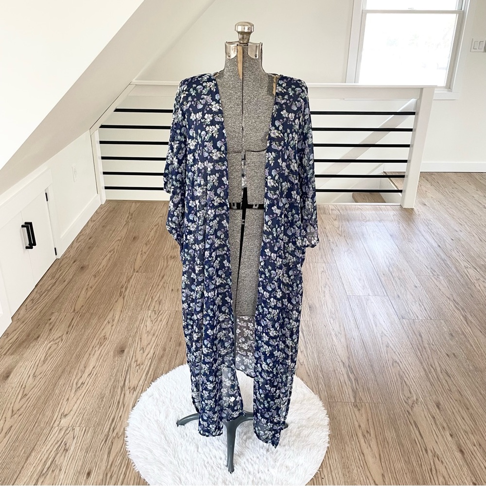 NWT LC Lauren Conrad, blue and purple duster, kimono beach cover-up floral print - Picture 4 of 9